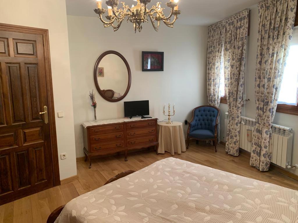 Rincon De Ayllon Villa Bagian luar foto